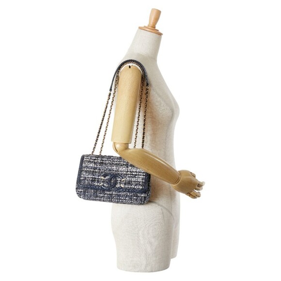 Chanel CC Filigree Coco Mark Python Embossed Chain - Picture 8 of 8